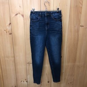 Women’s American Eagle Curvy Jeans